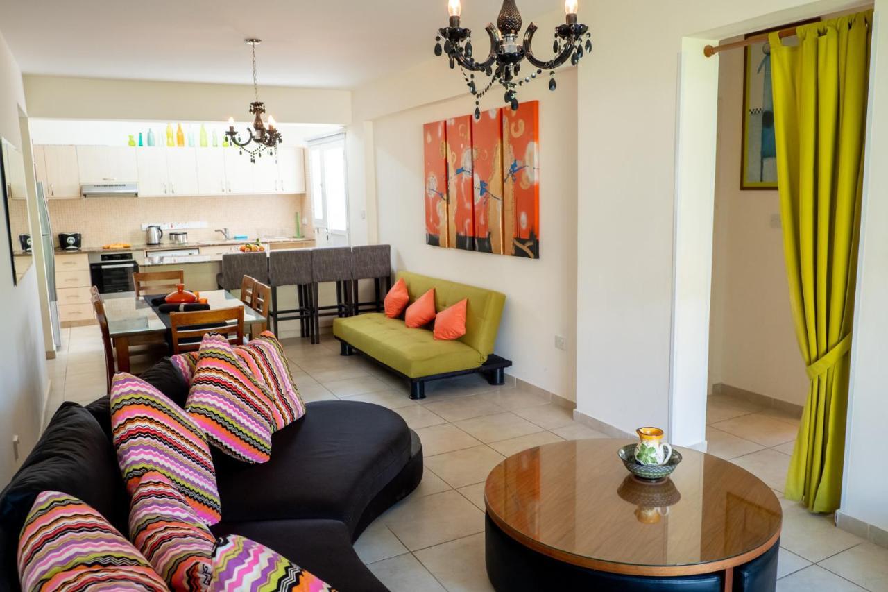 Stylish 2 Bedroom Apartment In Pegia Peyia Exterior photo